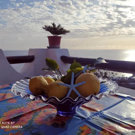 Casa Bianca Ischia Holiday home *