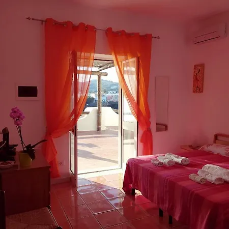 Casa Bianca Ischia Дом отдыха Sant'Angelo (Isola d'Ischia)