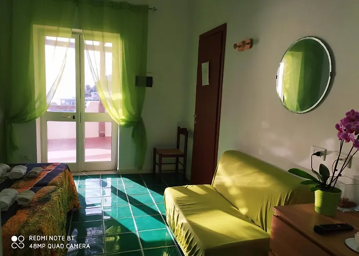 Casa Bianca Ischia * Sant'Angelo (Isola d'Ischia)