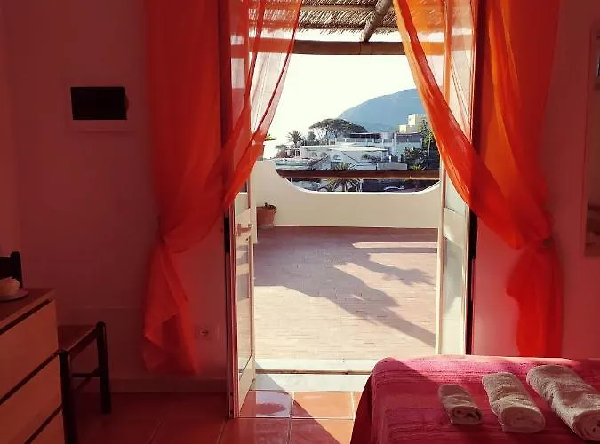 Casa Bianca Ischia * Sant'Angelo (Isola d'Ischia)